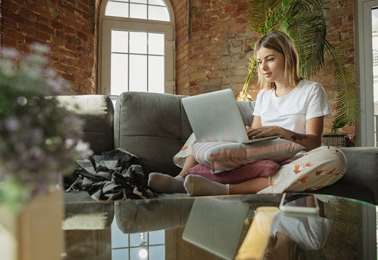 Setting Up And Lighting A Zoom-Friendly Stage