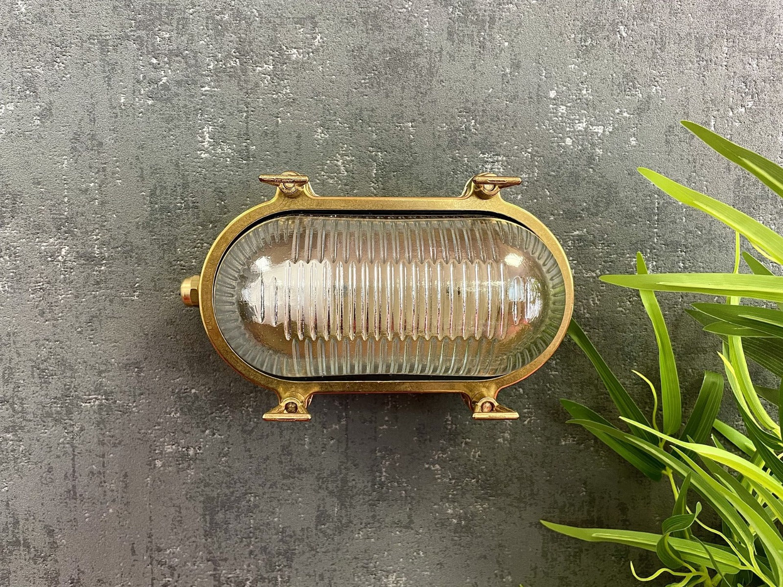 Small Standard Bulkhead Plain Raw Brass