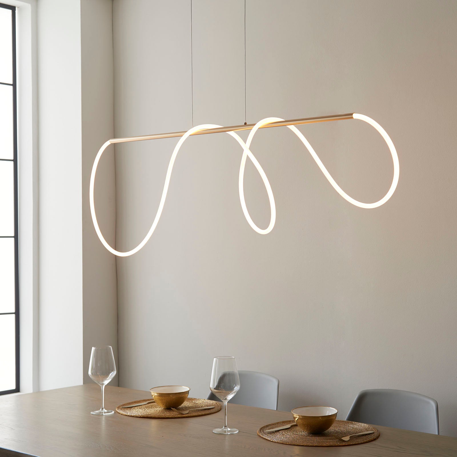 Attalea 1-Light LED Pendant: Flexible Warm Light (Adjustable)