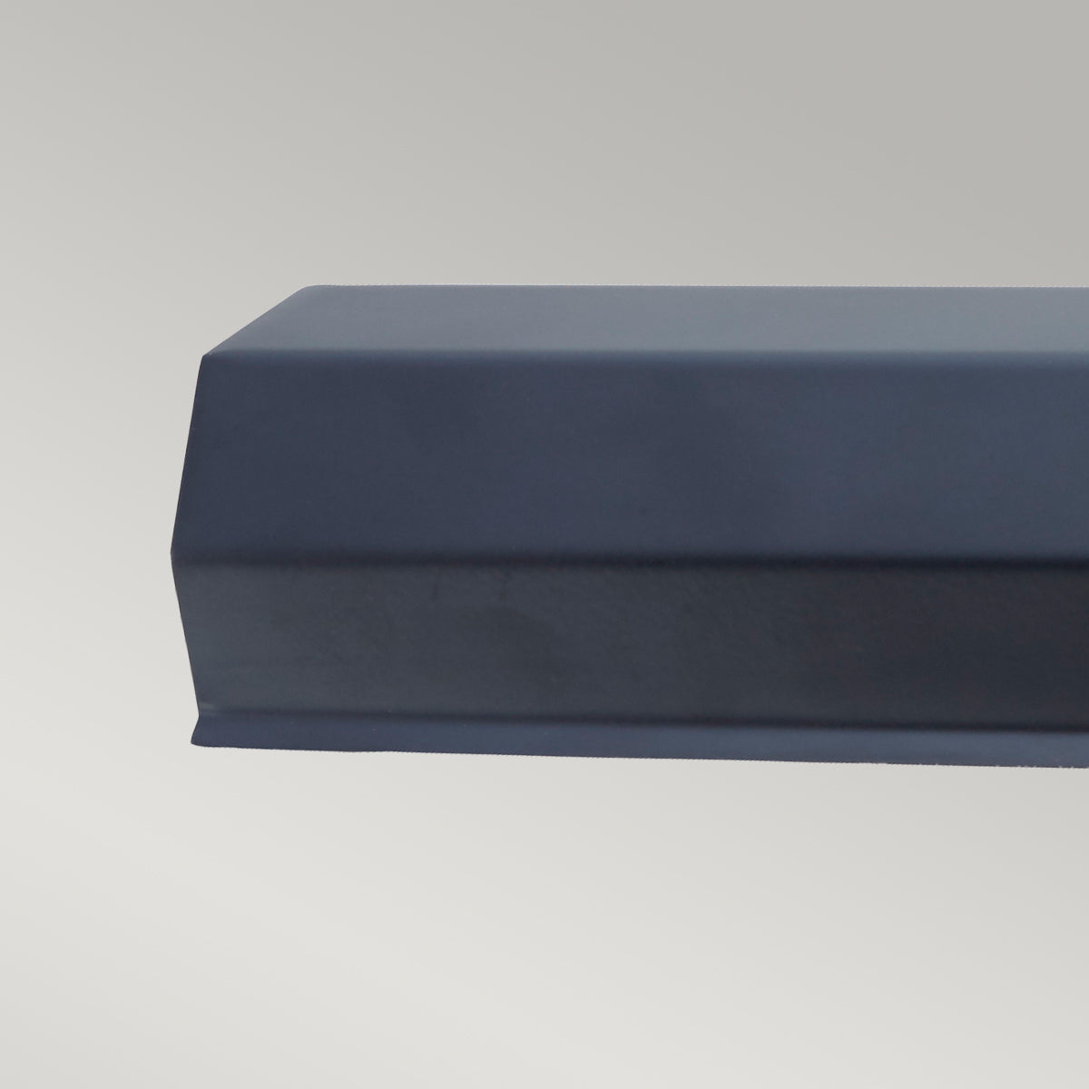 Chawton Medium Picture Light (Black)