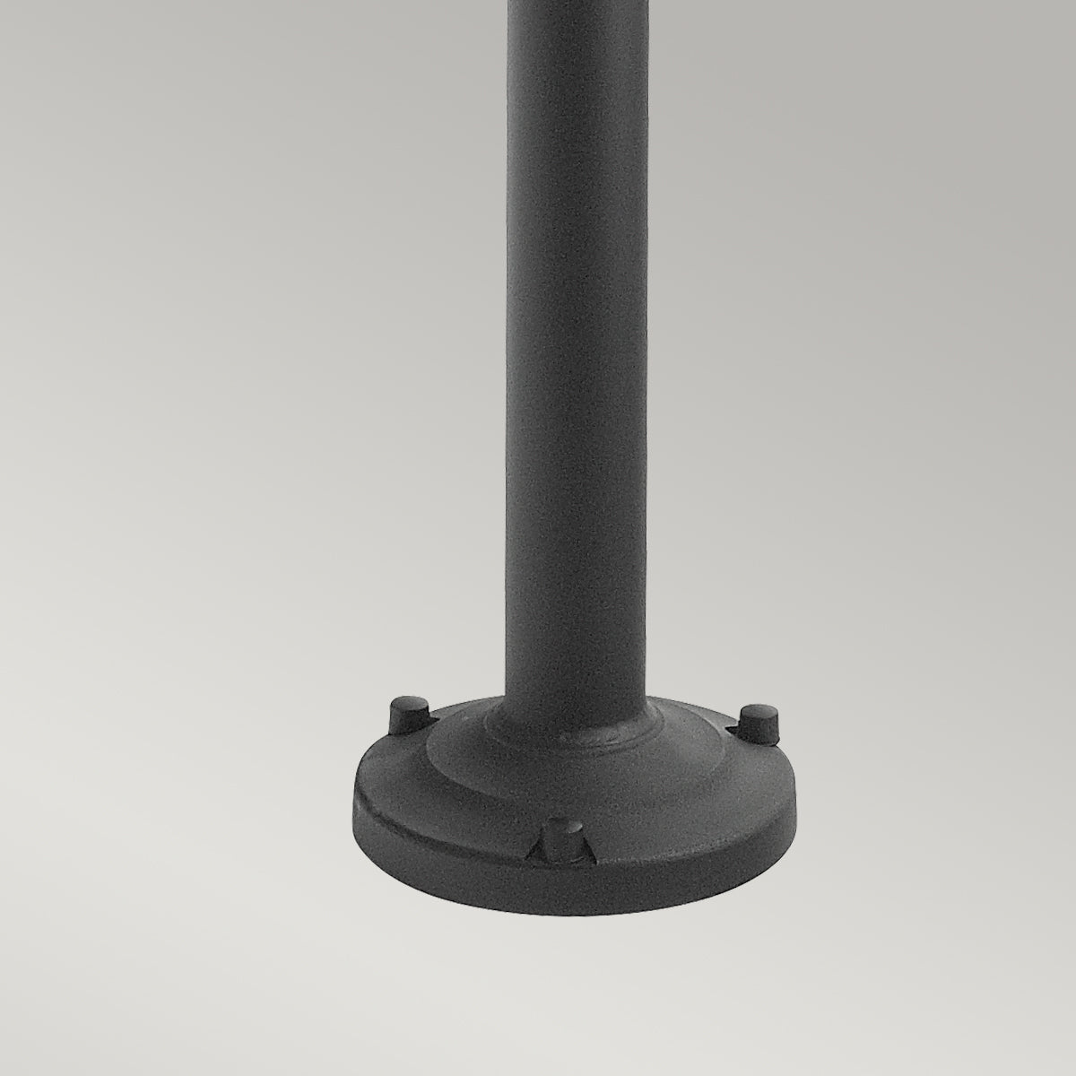 Lund Black 1-Light Lamp Post