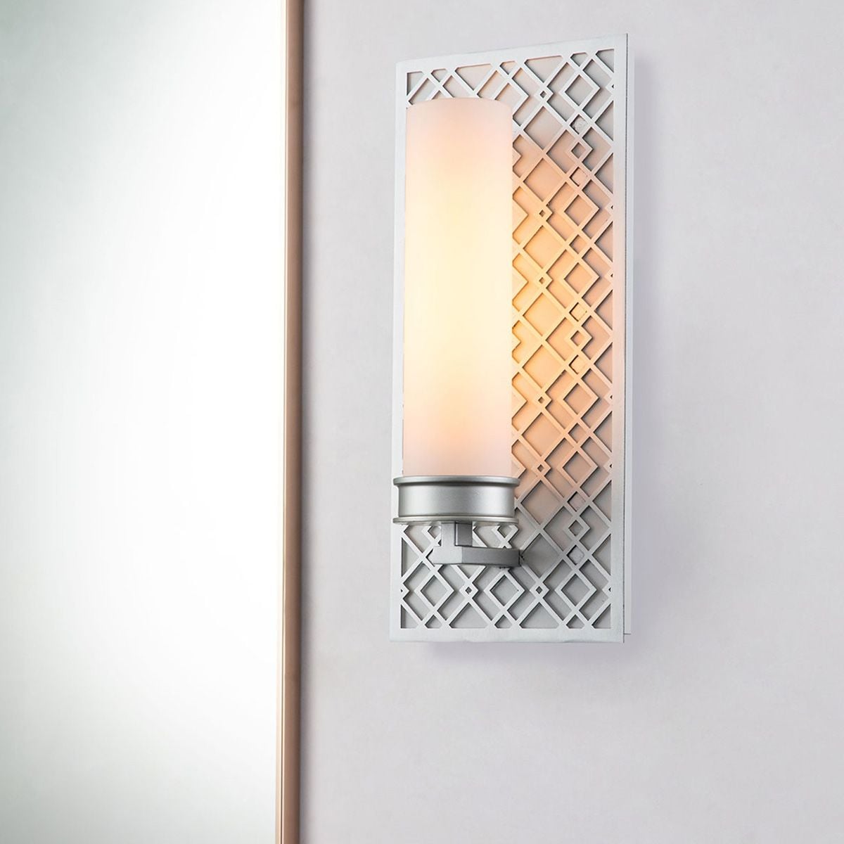 Ziggy 1lt Wall light - Lacquered Silver